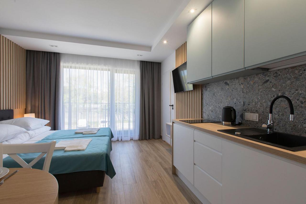 Willa Przy Porcie - Apartamenty Z Aneksami Kuchennymi Ustka Kültér fotó