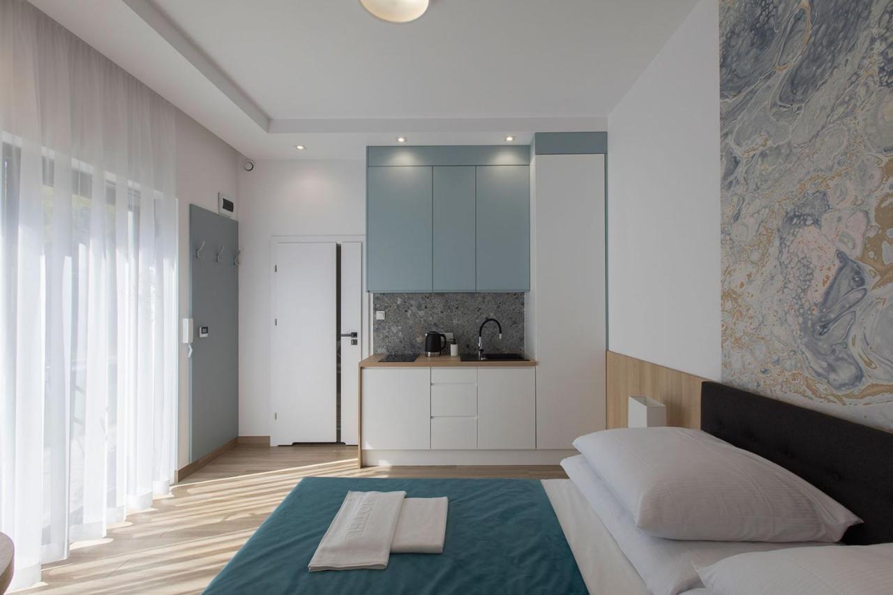 Willa Przy Porcie - Apartamenty Z Aneksami Kuchennymi Ustka Kültér fotó
