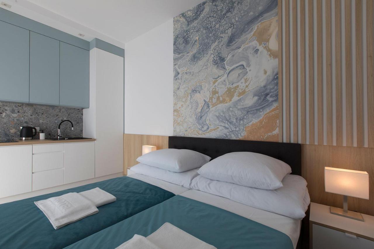 Willa Przy Porcie - Apartamenty Z Aneksami Kuchennymi Ustka Kültér fotó