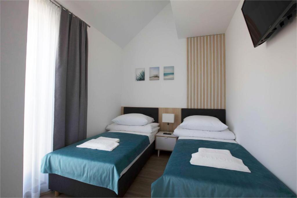 Willa Przy Porcie - Apartamenty Z Aneksami Kuchennymi Ustka Kültér fotó